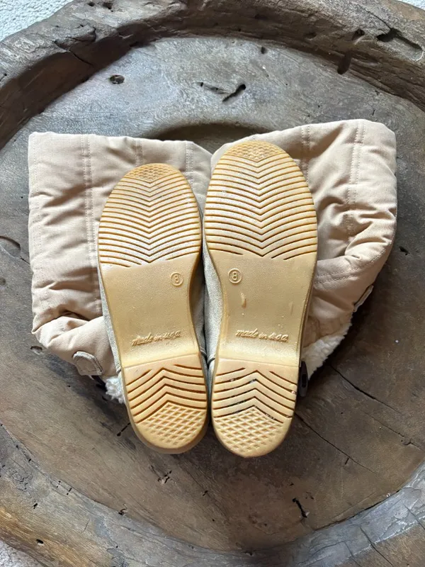 Vintage Hush Puppies tan women's winter boots suede crepe sherpa-lined size 8 - Image 8