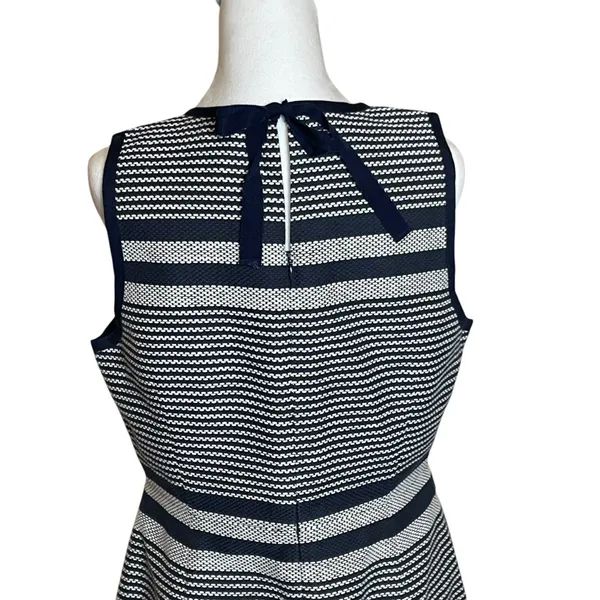 NWOT J Crew Sheath Dress Navy White Stripe Tweed‎ Indigo Size 12 Career Nautical - Image 5