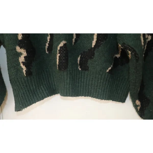 Lumière Green Leopard Print Knit Crewneck Sweater - Image 4