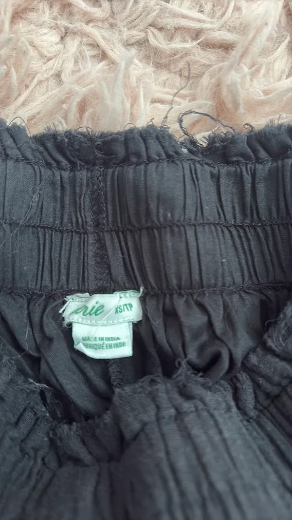 Aerie Skirt XS Black - Image 3