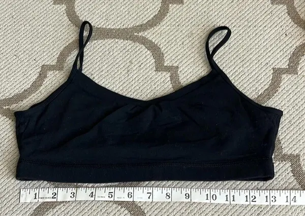 Lululemon black no padding yoga lounge light support bra - Image 9