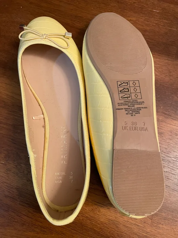 Never Worn Yellow Flats - Image 2