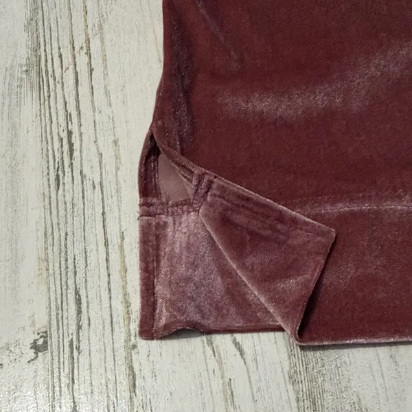 Anthropologie Krisha Mauve Velvet Mock Neck Short Sleeve Top Size Large - Image 5