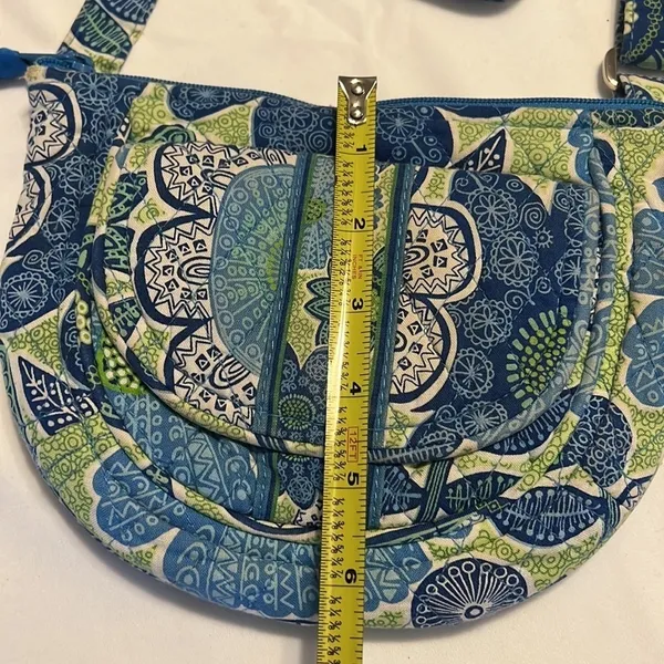 Vera Bradley Crossbody Bag Blue Green Floral Paisley Quilted‎ Cotton Handbag - Image 3