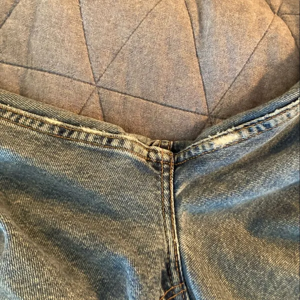Vintage Levi's 550 90s Women’s 100% Cotton Rigid Denim Jeans - Size 14 Short - Image 5