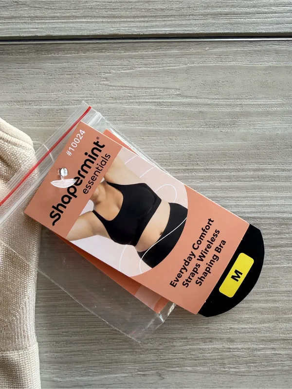 Shapermint Essentials Everyday Comfort Straps Wireless Bra Beige Medium NWT - Image 5