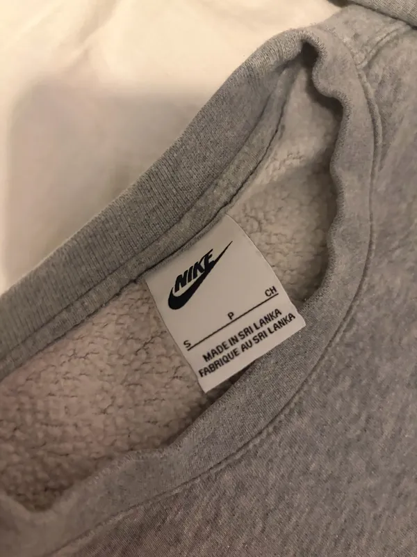 Nike Crewneck Sweatshirt Grey - Image 2