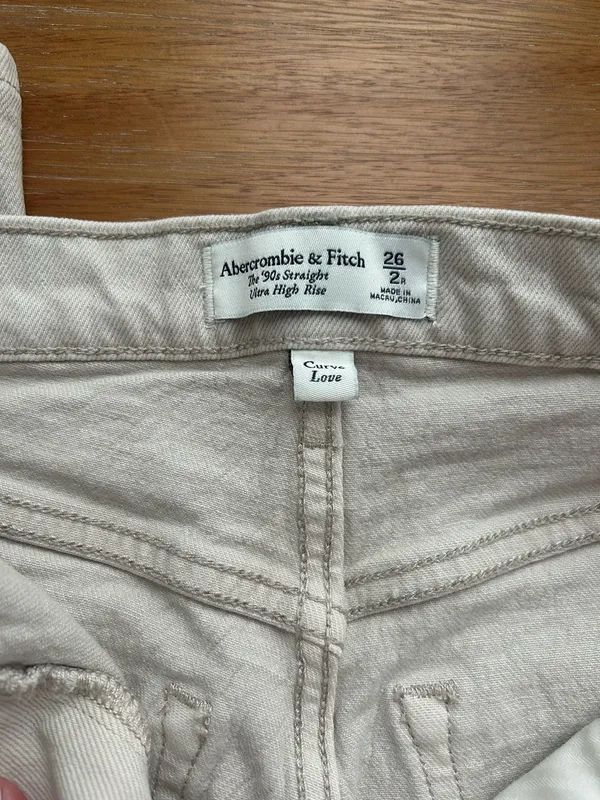 Abercrombie The 90s Straight Ultra High-Rise Curve Love - Image 2