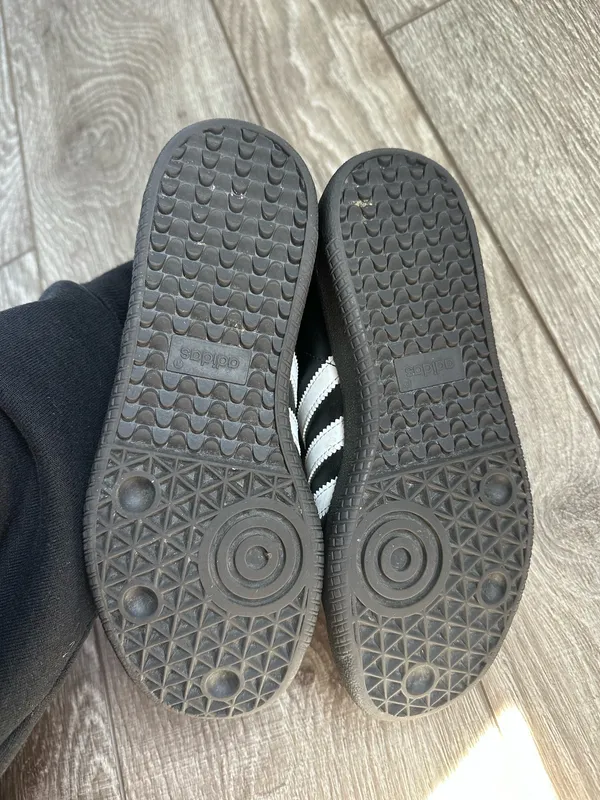 Adidas Women’s Black Tennis Shoes - Image 3