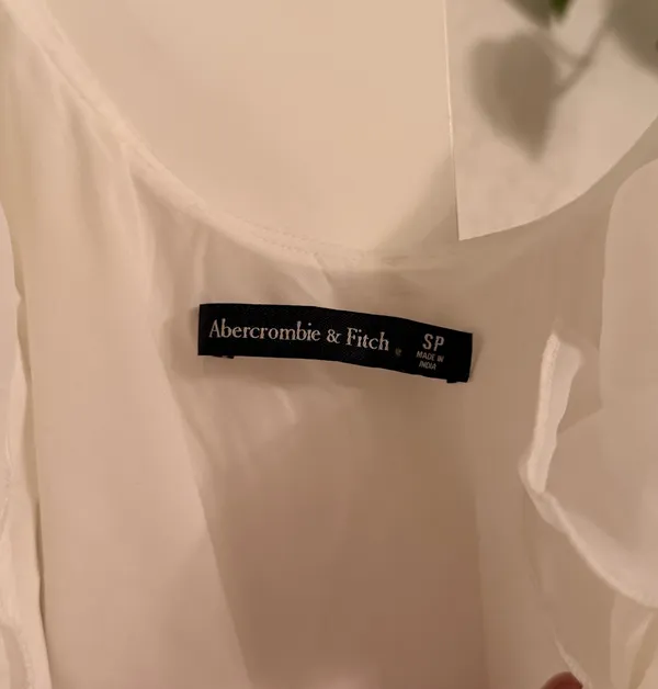 Abercrombie and fitch asymmetrical flowy dress - Image 4