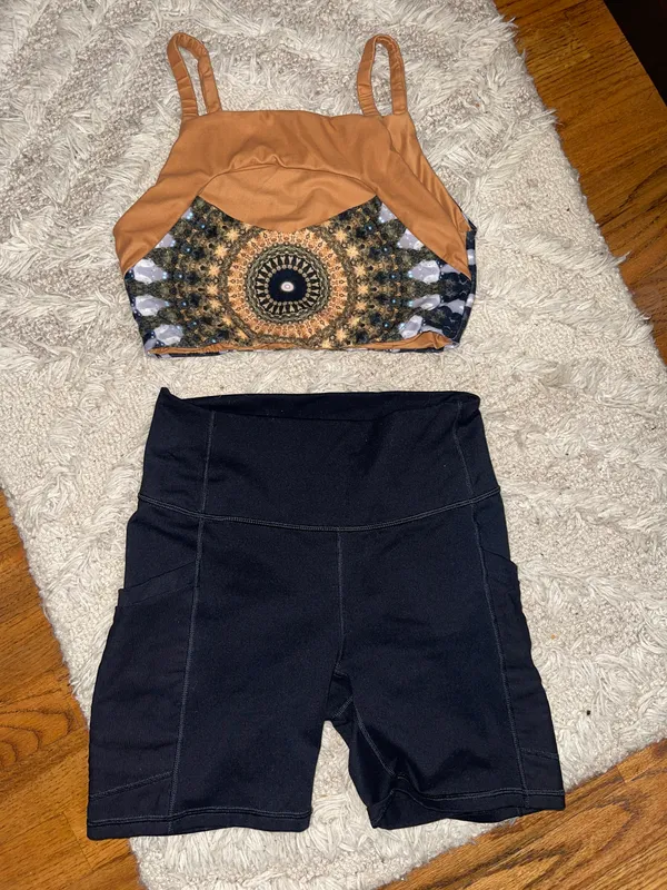 Wolven Noor Reversible Four Way Top - Image 3