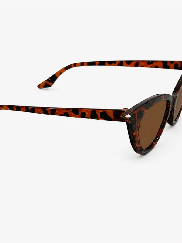 Tortoise Cat Eye Sunglasses Brown Lens Retro Vintage Style Pointed Frame - Image 3