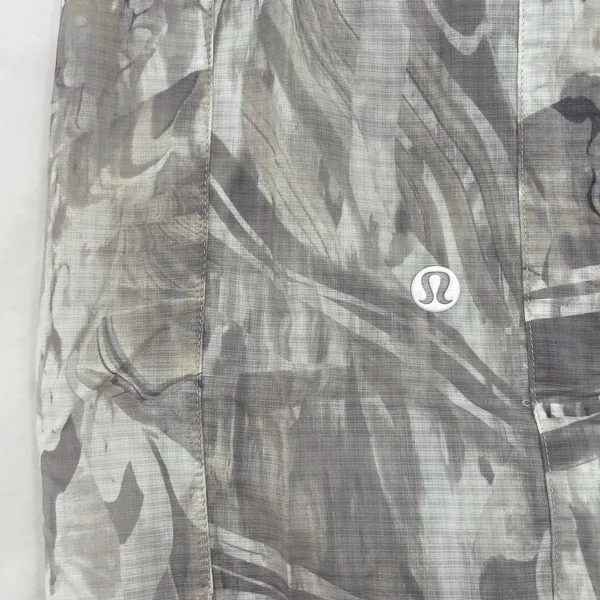 Lululemon Gray Breezy Pant Lightweight Woven Snap Leg Super Hi Rise Size S NEW - Image 4