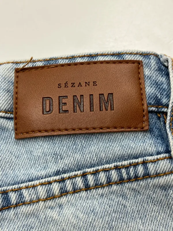 Sezane Denim Jean Womens‎ US 4 Mid-rise Tapered Straight Button Fly Bleach Blue - Image 5