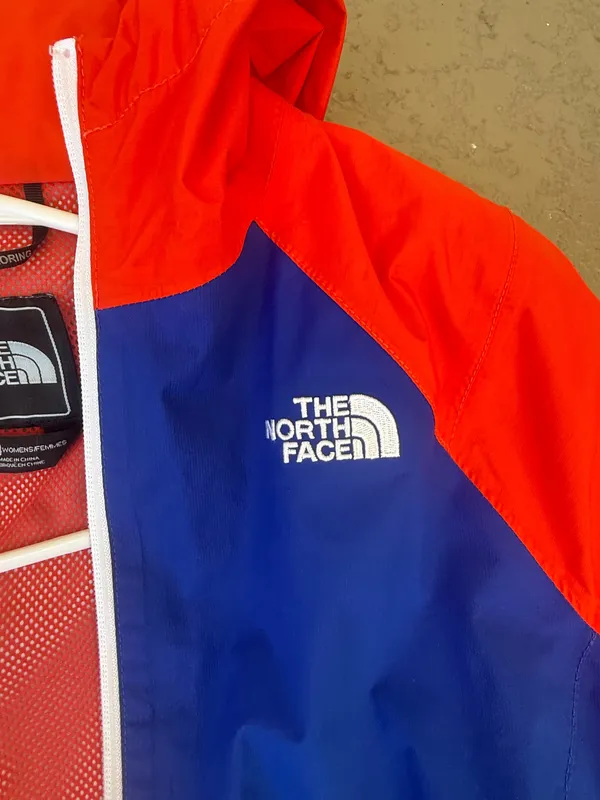 The North Face Jacket Windbreaker - Image 5
