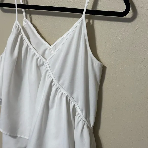 Line‎ & Dot Revolve Marlien Asymmetrical Top Size Small - Image 5