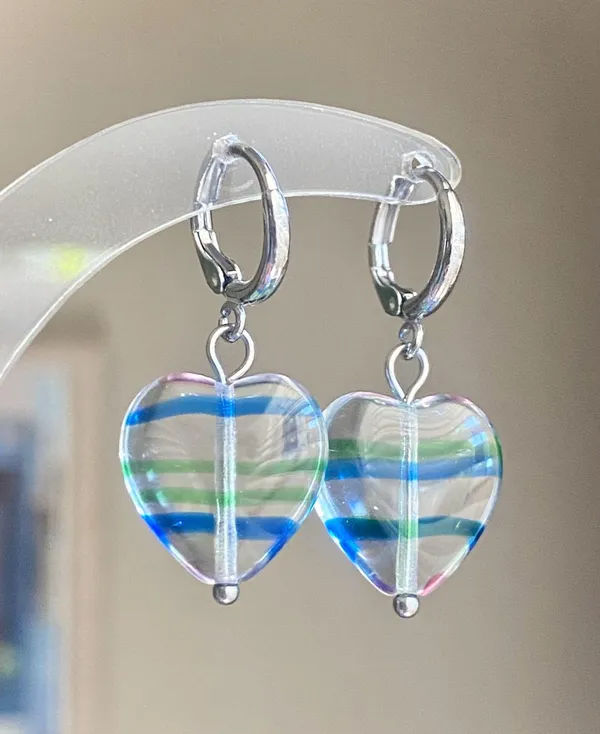 Handmade retro vintage fairy whimsical style quality Czech glass heart beads dangle earrings🩵 - Image 2