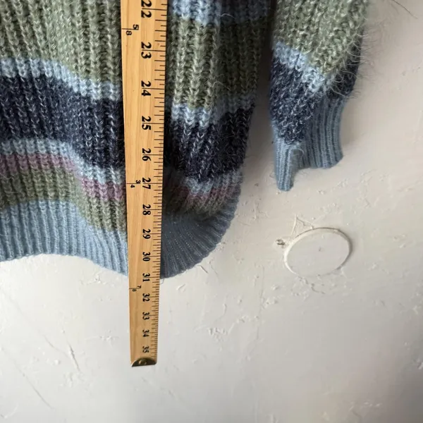 SO Sweater Womens Large Multicolor Striped Long Sleeve Knit‎ Pullover Soft Cozy - Image 6