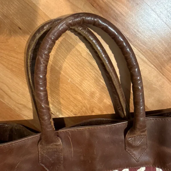 JOYN Geometric Tote Vintage Leather Burgundy/Cream Shoulder Bag - Image 12