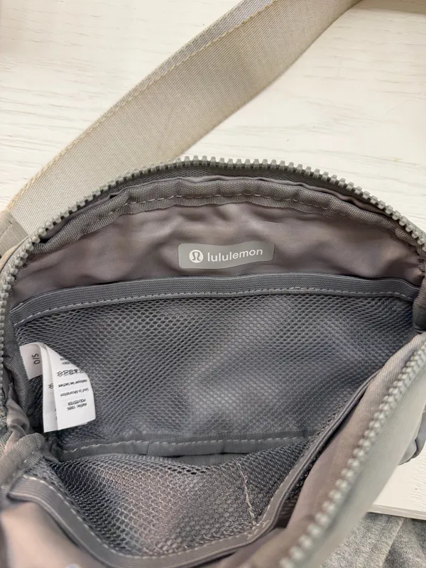 Lululemon Belt Bag - Image 3