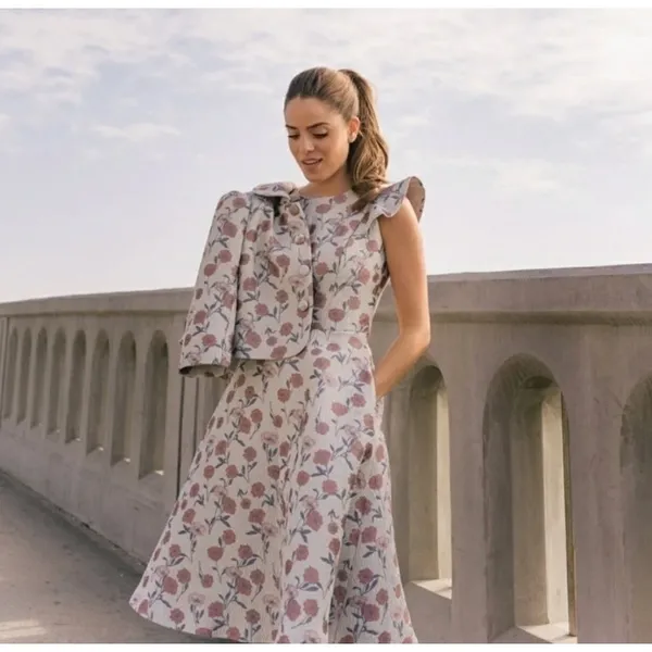 Gal Meets Glam Lola Dancing Daisy Floral Jacquard Dress - Image 7