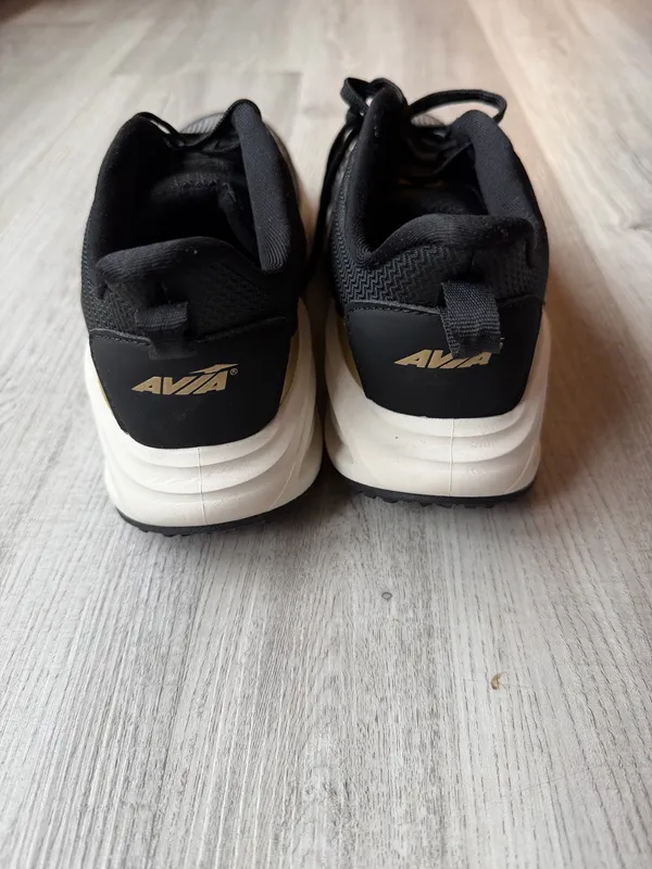 Avia Athletic Sneakers - Talla 8.5 - Memory Foam - Image 3