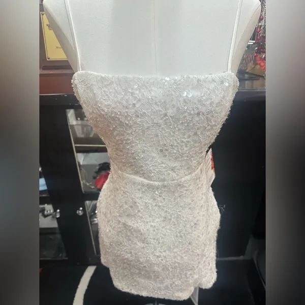 Windsor sz small white short formal dress with sequins - Image 6