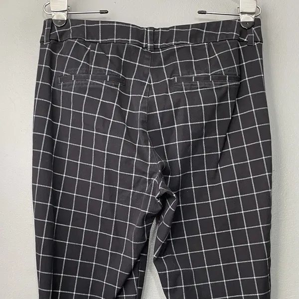 Old Navy Pixie High Rise Ankle Pant Size 10 Black Windowpane Plaid Preppy Office - Image 4