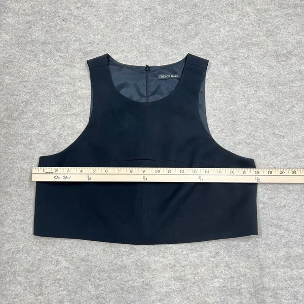 Black Halo Womens Sleeveless Crop Top Black Sz 8 Round Neck Zip Back Blouse‎ GUC - Image 5
