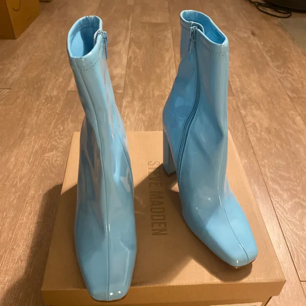 Steve Madden Womens Lynden Square Toe Side Zip Block Heel Ankle Boots Blue 7.5 - Image 4
