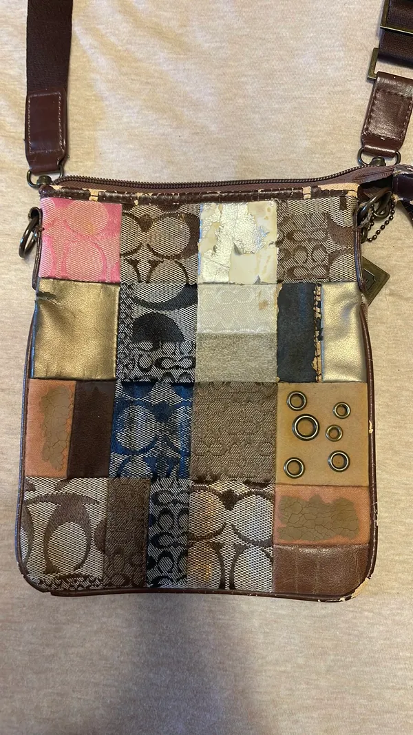 Coach Purse Crossbody - Image 2