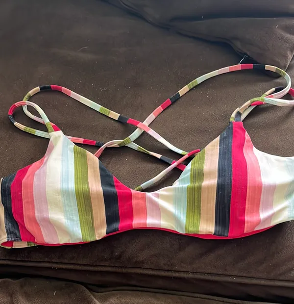 Billabong Strappy Bikini Top - Image 6
