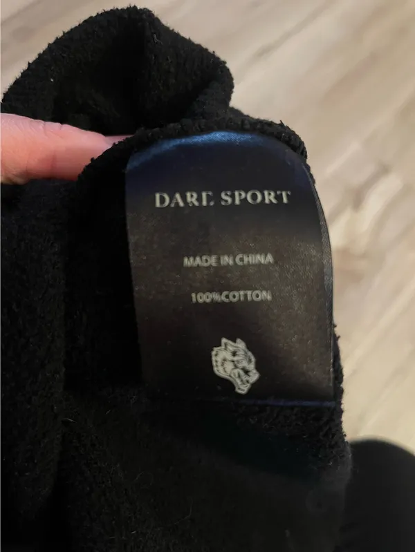 Darc Sport Cropped Hoodie 100% Cotton Wolves logo - Image 4