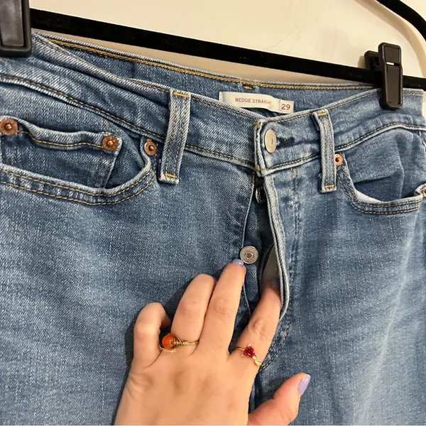 Levi’s Wedgie Straight‎ Distressed Denim Blue Jeans Size 29 - Image 3