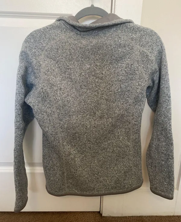 Patagonia 1/4 zip fleece - Image 4