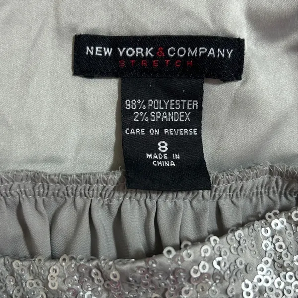 New York‎ & Co Women Top 8 Silver Sequins Flowy Babydoll Dressy Glam Glitz Retro - Image 2