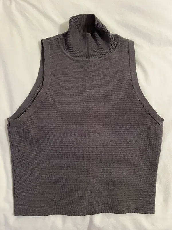 ZARA Dark Gray High Neck Crop Top - Image 4
