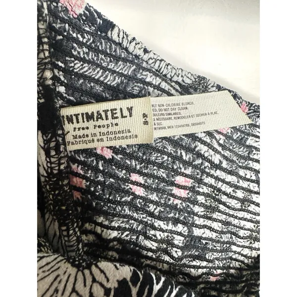 Intimately Free People Floral Summer Scarf Bandeau Top Small Mixed Print Smocked - Image 9