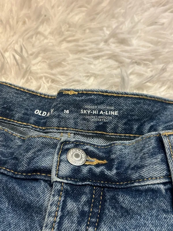 Old Navy cut off denim jean shorts high rise woman’s size 16 NWT - Image 4