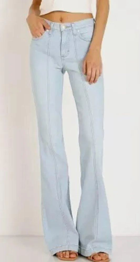 Wrangler NWT Seamed Flare Boot Cut High Rise Bold Boot Jean 10/30 X 34 - Image 2