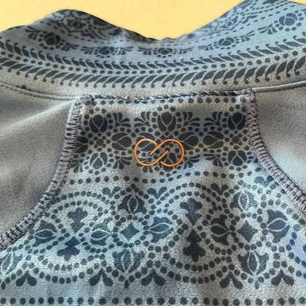 Calia by Carrie‎ Underwood quarter zip pullover. Baby blue size medium. Preowned - Image 10