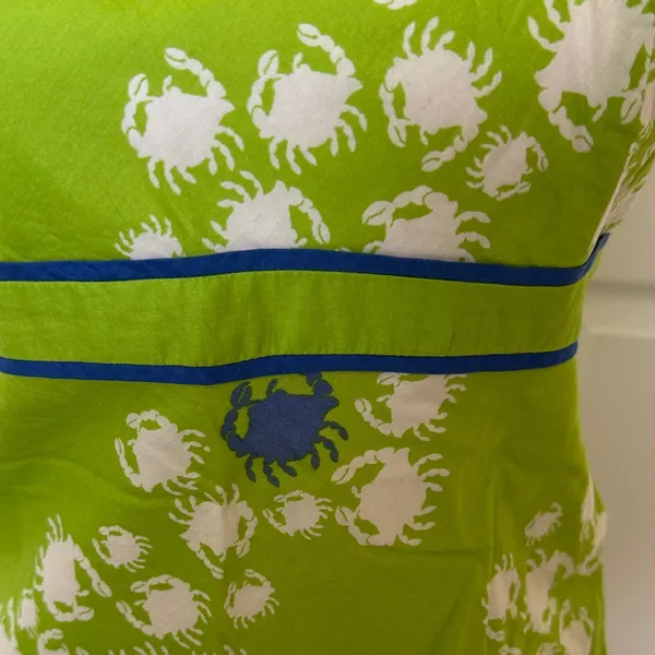 Lilly Pulitzer Green Strapless Top with Crab Print - Image 5