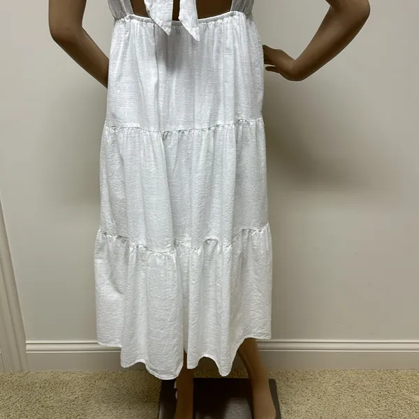 NWOT Reverse White Tiered Open Back Lined Midi Dress - Image 8
