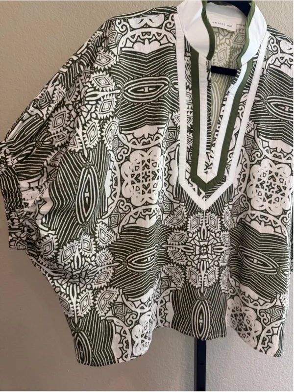 Entro Abstract Dolman Blouse Top in Green Size S - Image 5