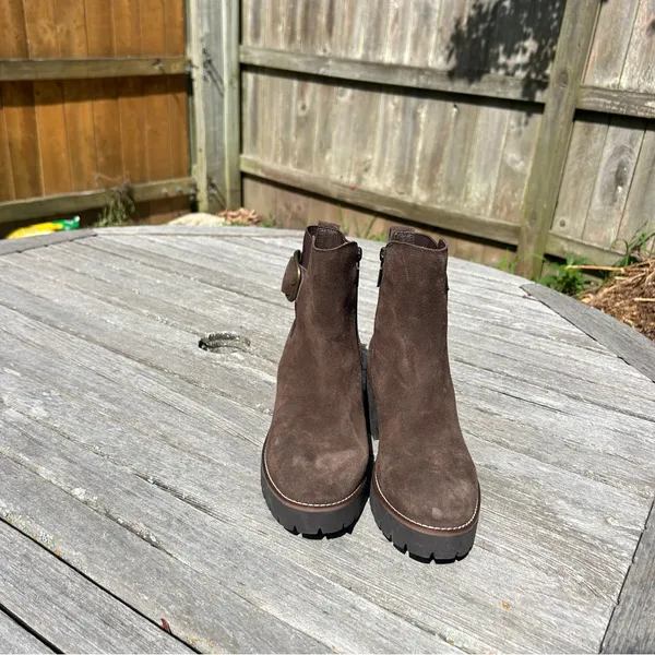 Blondo Dagger Waterproof Boot (Women) size  8‎ - Image 3