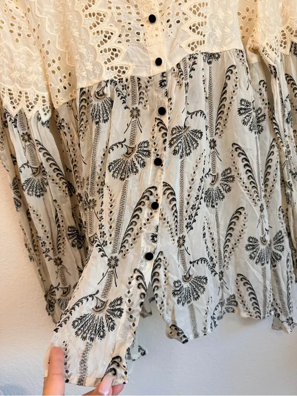 Anthropologie Floreat Cantata peasant blouse, eyelet detail, size 2 - Image 14