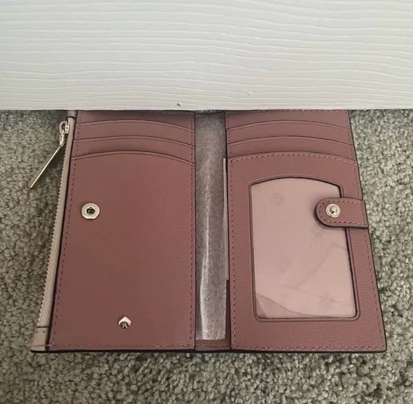 Kate Spade Bifold Leather Wallet - Image 3