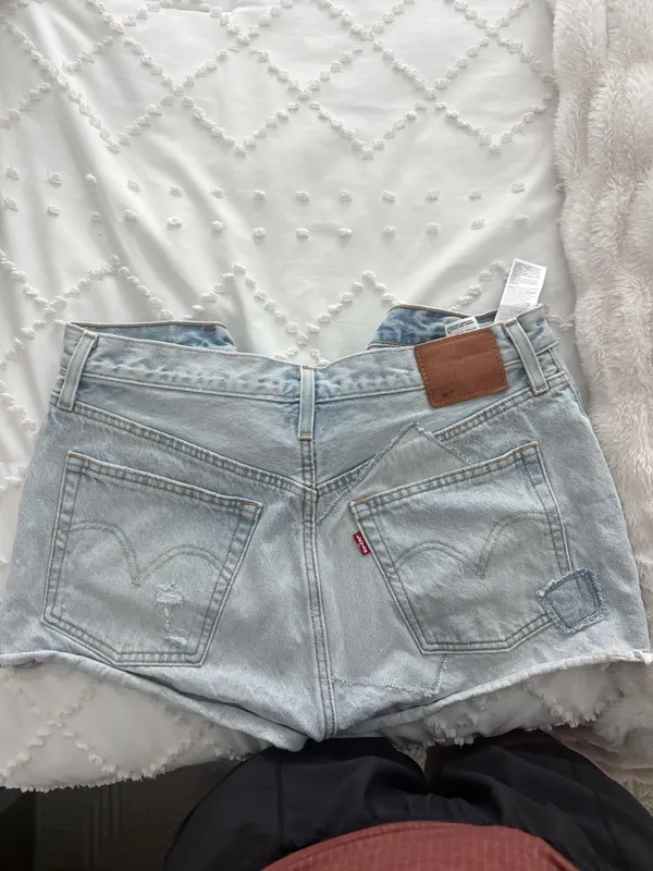 Levi’s Jean Shorts 501 - Image 2