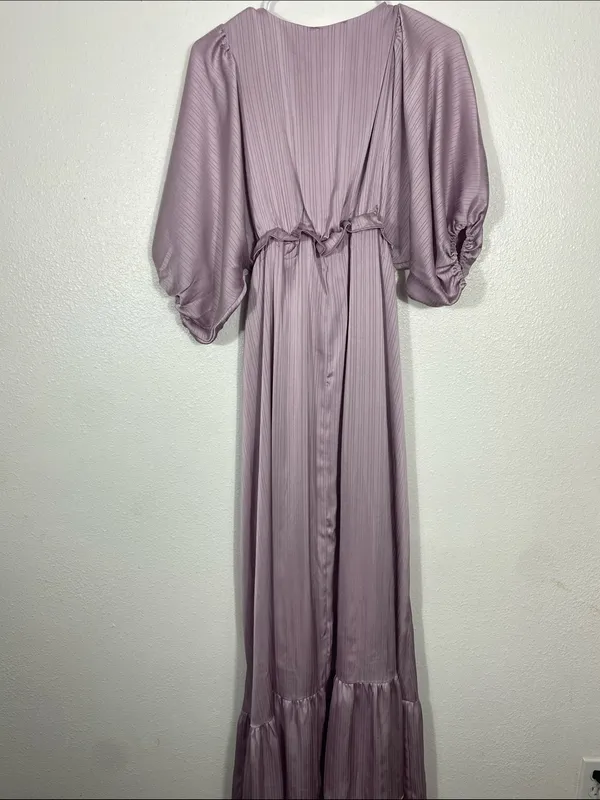 Vanilla Bay maternity long lilac V-neck pleated dress, size S - Image 7
