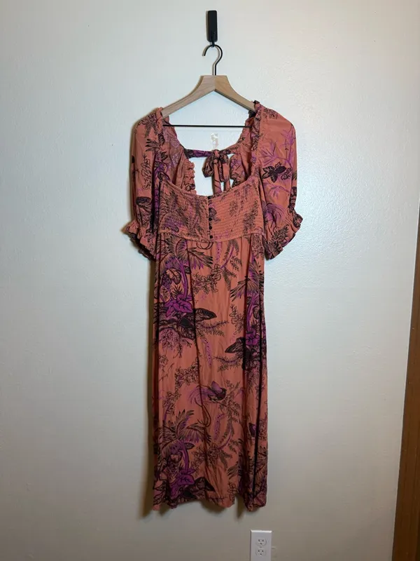 Anthropologie Smocked Puff Sleeve Midi Dress Tropical‎ Print - Image 3